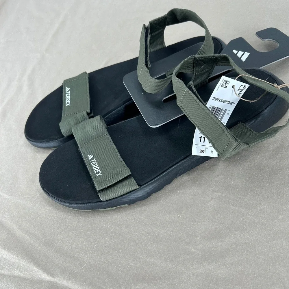 adidas these rugged